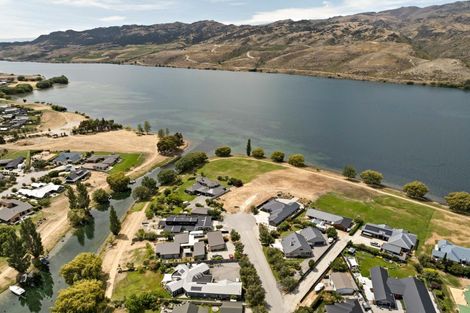 Photo of property in 18 Quartz Lane, Mount Pisa, Cromwell, 9383