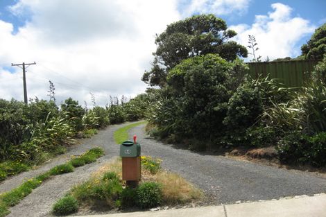 Photo of property in 54 Waitea Road, Muriwai, Waimauku, 0881