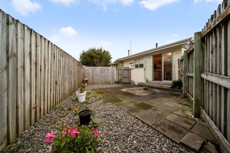Photo of property in 3 Totara Crescent, Hawera, 4610