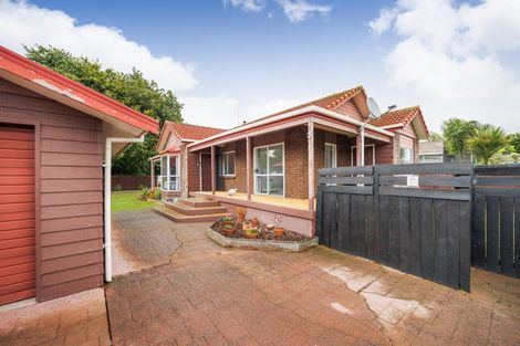 Photo of property in 21 Dalfield Place, Highbury, Palmerston North, 4412