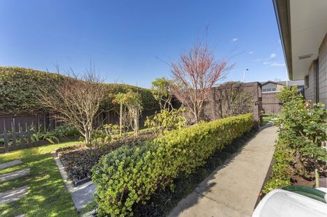 Photo of property in 53 Alberta Road, Glen Avon, New Plymouth, 4312