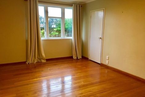 Photo of property in 94 Tripoli Road, Panmure, Auckland, 1072