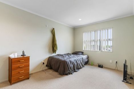 Photo of property in 8 Lime Crescent, Papakura, 2110