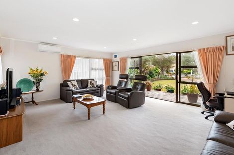 Photo of property in 11 William Donnelly Terrace, Lynfield, Auckland, 1042