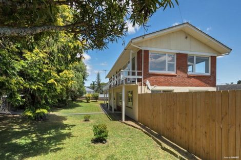 Photo of property in 80 Te Atatu Road, Te Atatu South, Auckland, 0610