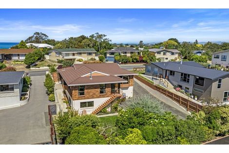 Photo of property in 10 Oakleigh Crescent, Oamaru North, Oamaru, 9400