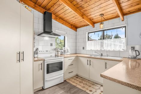 Photo of property in 2/33 Kea Street, Katikati, 3129