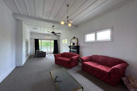 Photo of property in 702 Avenue Road West, Saint Leonards, Hastings, 4120