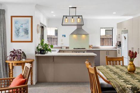 Photo of property in 16 Bermuda Drive, Papamoa Beach, Papamoa, 3118