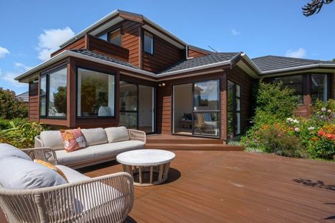 Photo of property in 14 Aintree Grove, Churton Park, Wellington, 6037