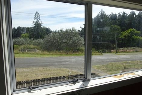 Photo of property in 113 Koputara Road, Himatangi Beach, Foxton, 4891
