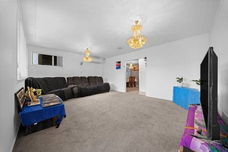 Photo of property in 2/10a Lupton Road, Manurewa, Auckland, 2102