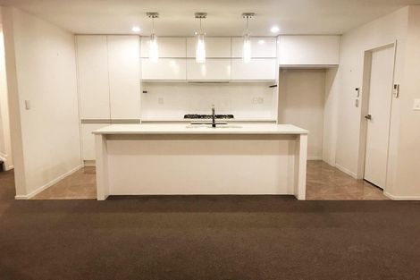 Photo of property in 386 Ormiston Road, Flat Bush, Auckland, 2019