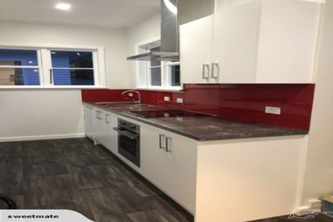 Photo of property in 33 Hindmarsh Street, Johnsonville, Wellington, 6037