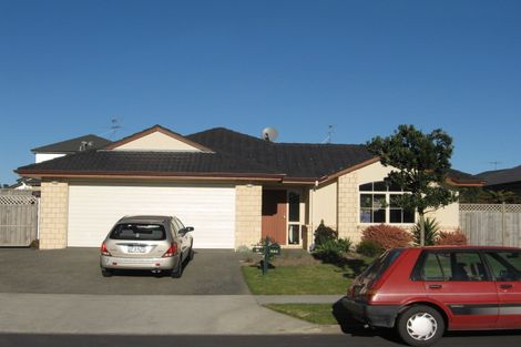 Photo of property in 30 Croftview Road, Wattle Downs, Auckland, 2103