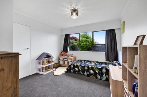 Photo of property in 8 Glamis Avenue, Bell Block, New Plymouth, 4312