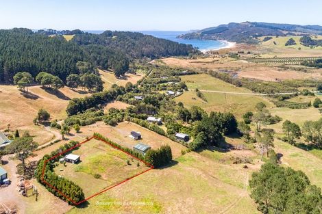 Photo of property in 102d Link Road, Hahei, Whitianga, 3591