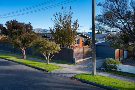 Photo of property in 2 Lynley Crescent, Blenheim, 7201