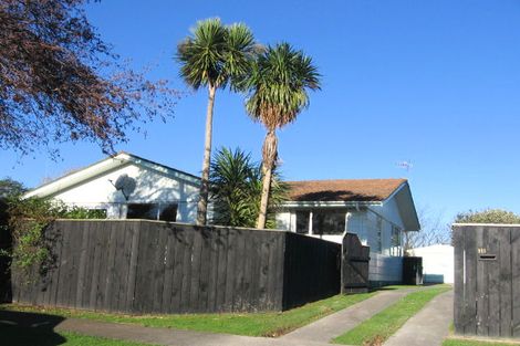 Photo of property in 111 Apollo Parade, Milson, Palmerston North, 4414