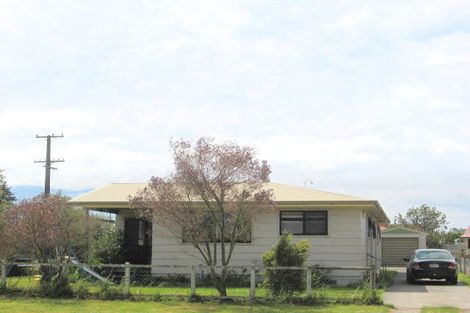 Photo of property in 2 Gore Street, Tolaga Bay, 4077