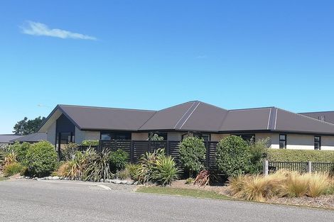 Photo of property in 13 Claremont Crescent, Amberley, 7410