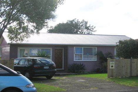 Photo of property in 18 Lendic Avenue, Henderson, Auckland, 0612