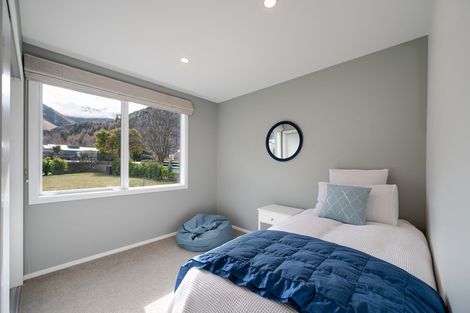 Photo of property in 17 Flynn Lane, Arrowtown, 9302