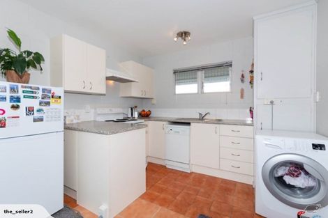Photo of property in 10/32 Blockhouse Bay Road, Avondale, Auckland, 1026