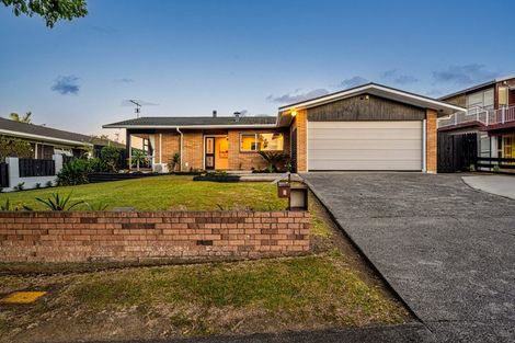 Photo of property in 5 Belmere Rise, Farm Cove, Auckland, 2012