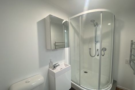 Photo of property in 3/405 Beach Road, Mairangi Bay, Auckland, 0630