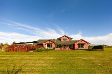 Photo of property in 17 Mchugh Crescent, Darfield, 7510