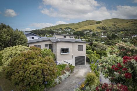 Photo of property in 63 Sea Vista Drive, Pukerua Bay, 5026