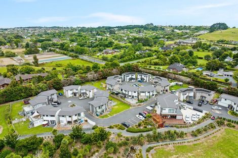 Photo of property in 6/79 Ranfurly Road, Alfriston, Auckland, 2105