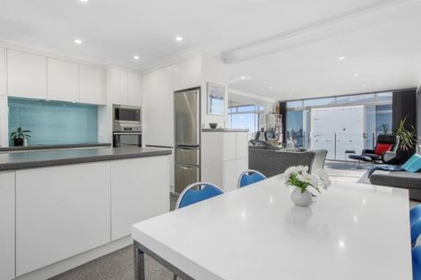 Photo of property in Elizabeth Height Apartments, 8 Elizabeth Street, Tauranga, 3110