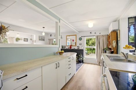 Photo of property in 12 Grierson Avenue, Amberley, 7481