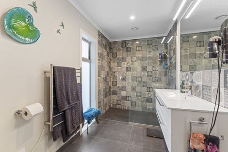 Photo of property in 197 Rangiuru Road, Otaki, 5512