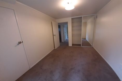 Photo of property in 33 Sequoia Place, Sunnynook, Auckland, 0620
