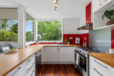 Photo of property in 2/22 Rangatira Road, Birkenhead, Auckland, 0626