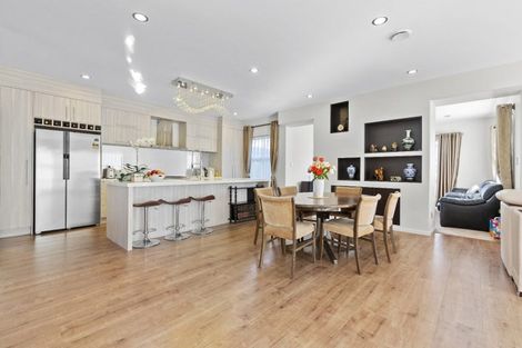 Photo of property in 21b Stamford Crescent, Flat Bush, Auckland, 2019