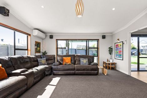 Photo of property in 1 Spriggs Crescent, Greenmeadows, Napier, 4112