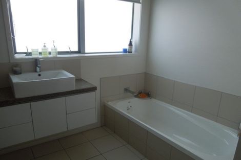 Photo of property in 1/3 Tweed Street, Mount Maunganui, 3116