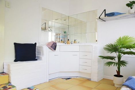 Photo of property in 1/89 Glengarry Road, Glen Eden, Auckland, 0602