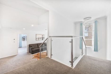 Photo of property in 25 Casheltown Way, Flat Bush, Auckland, 2019