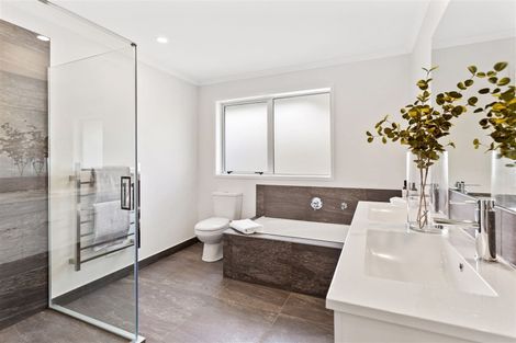 Photo of property in 9 Awatiro Drive, Kaukapakapa, 0871