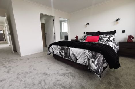 Photo of property in 12 Clendon Court, Pokeno, 2402