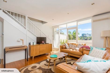 Photo of property in 77 Howe Street, Freemans Bay, Auckland, 1011