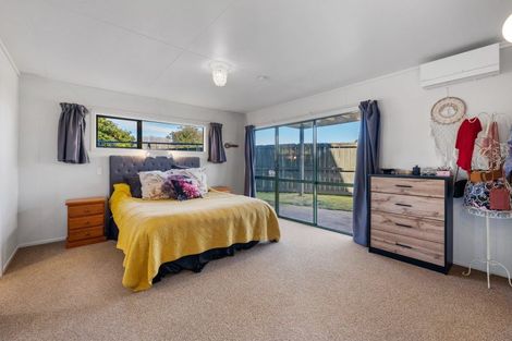 Photo of property in 3 Boundary Road, Waipahihi, Taupo, 3330