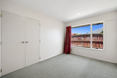 Photo of property in 68 Kotuku Crescent, Woolston, Christchurch, 8023