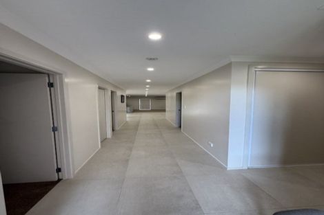 Photo of property in 35 Riverglade Parkway, Te Atatu South, Auckland, 0610