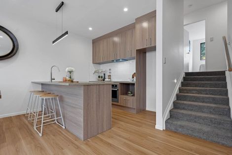 Photo of property in 19 Korokio Lane, Henderson, Auckland, 0612